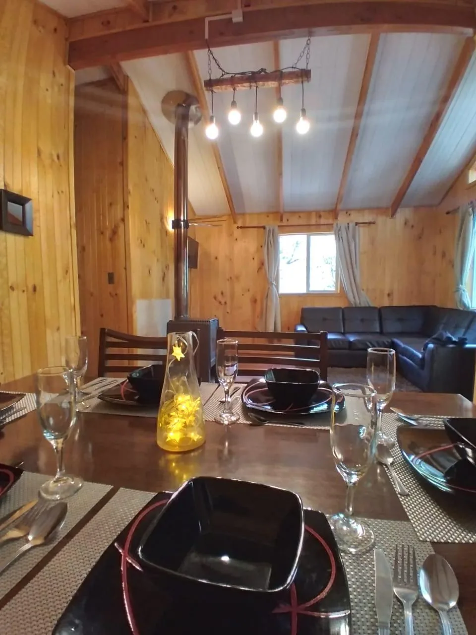 Roble Cabin for 7 Guests